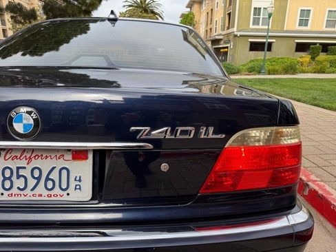 Used 2001 BMW 740iL RWD image 19