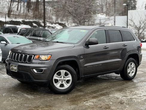 Used 2017 Jeep Grand Cherokee Laredo w/ Quick Order Package 23E image 1