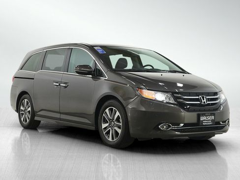 Used 2016 Honda Odyssey Touring image 7