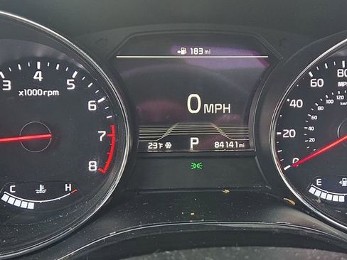 Used 2021 Kia Sedona SX image 9