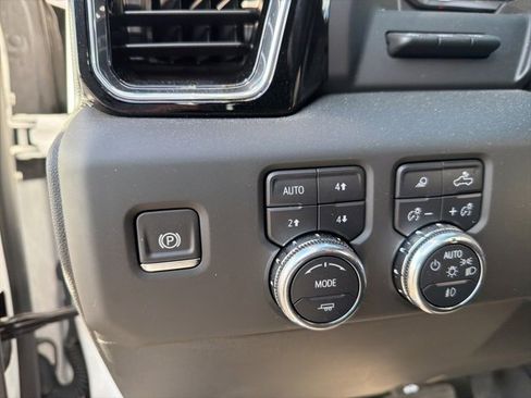 Used 2024 GMC Sierra 1500 Denali image 48