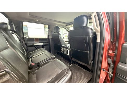 Used 2017 Ford F150 Lariat w/ Equipment Group 502A Luxury AWD/4WD image 9
