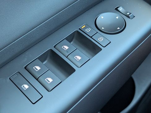 New 2026 Hyundai Kona SEL Premium image 19