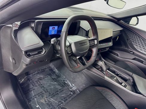 Used 2025 Dodge Charger R/T w/ Quick Order Package 25M R/T image 10