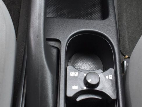 Used 2011 Nissan Sentra 2.0 S w/ Convenience Pkg image 32