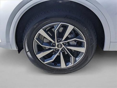 Used 2023 Audi Q5 2.0T Premium Plus AWD/4WD image 23