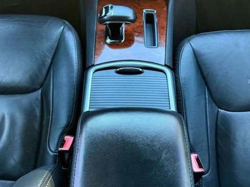 Used 2012 Chrysler 300 Limited image 30