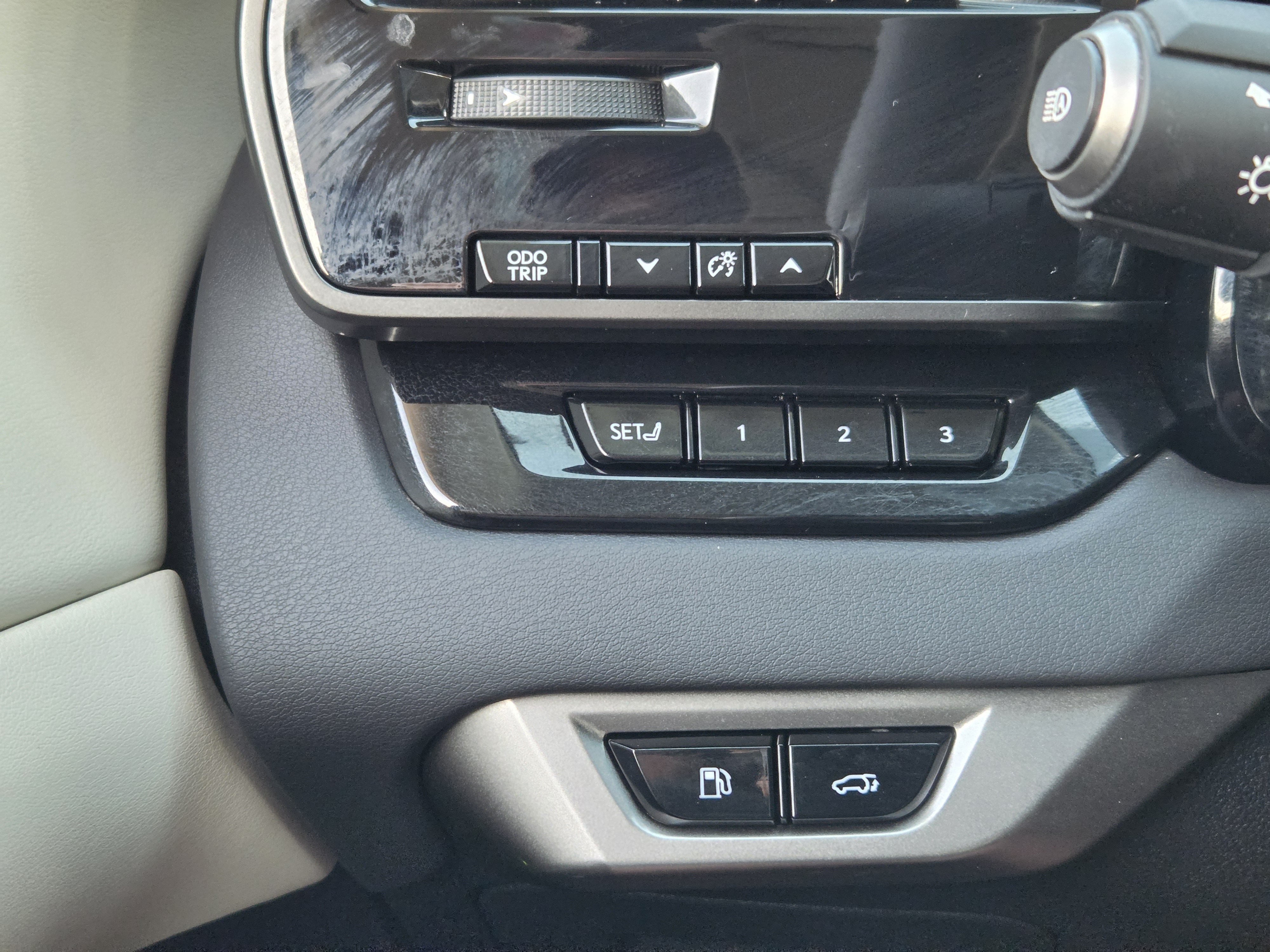 Used 2023 Lexus RX 350 Premium w/ Cold Area Package FWD image 25