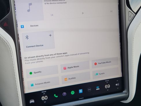 Used 2020 Tesla Model X Long Range image 22