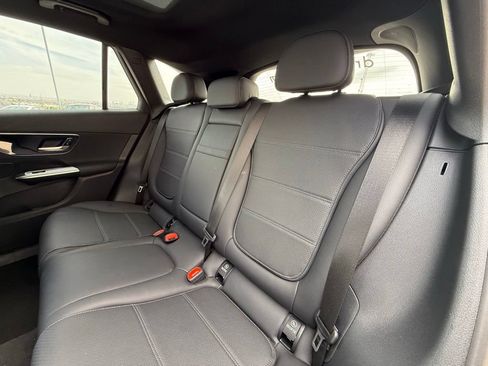 Used 2026 Mercedes-Benz GLC 300 4MATIC image 18