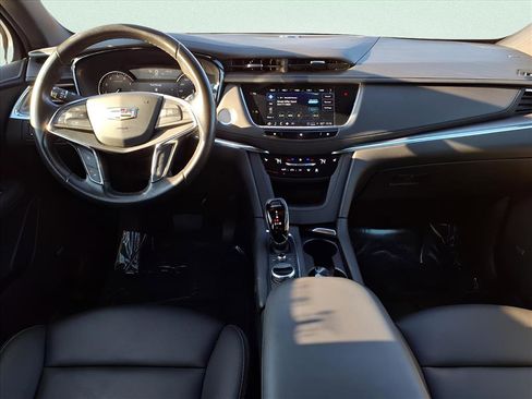 Used 2021 Cadillac XT5 Luxury image 17