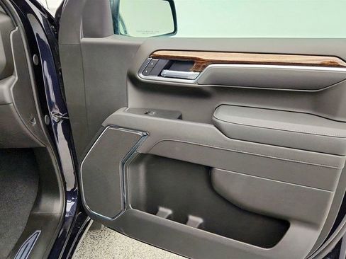 Used 2026 GMC Sierra 1500 Elevation image 25