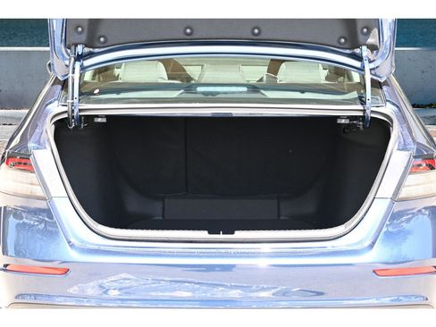 New 2025 Honda Accord SE image 9