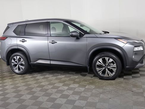 Used 2021 Nissan Rogue SV AWD/4WD image 16
