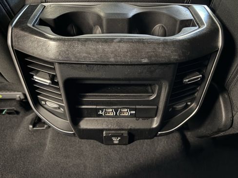 Used 2019 RAM 1500 Big Horn RWD image 8
