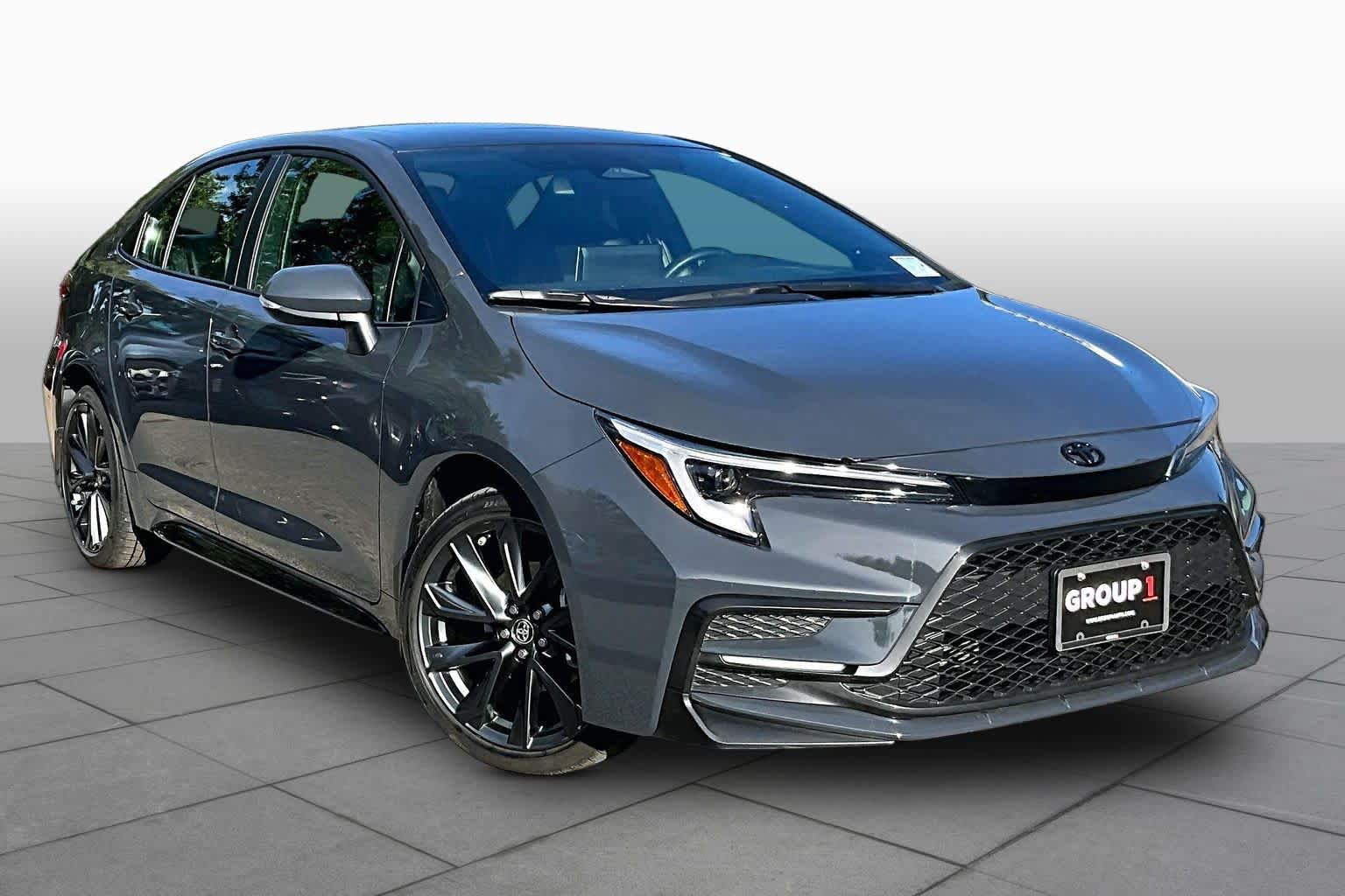 Certified 2026 Toyota Corolla XSE FWD image 3