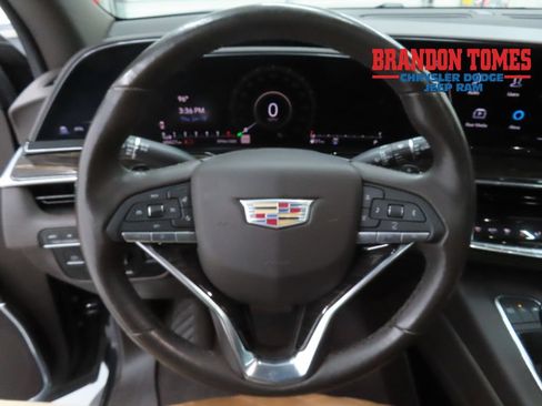 Used 2023 Cadillac Escalade Sport AWD/4WD image 13