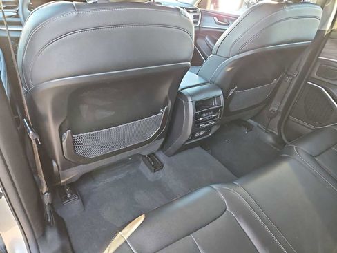 Used 2022 Jeep Grand Cherokee Limited 4xe image 19