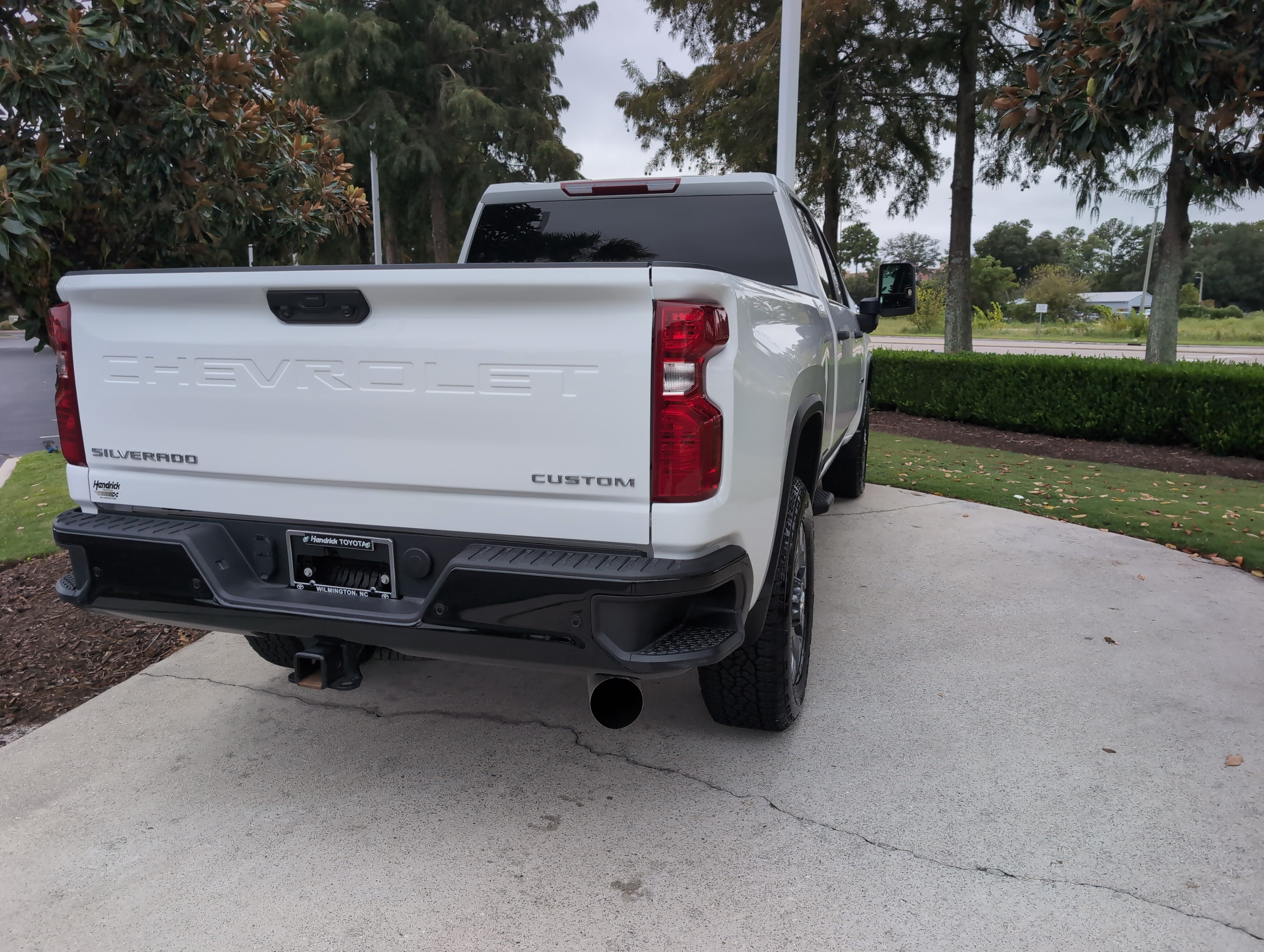 Used 2026 Chevrolet Silverado 2500 Custom w/ Custom Value Package AWD/4WD image 10