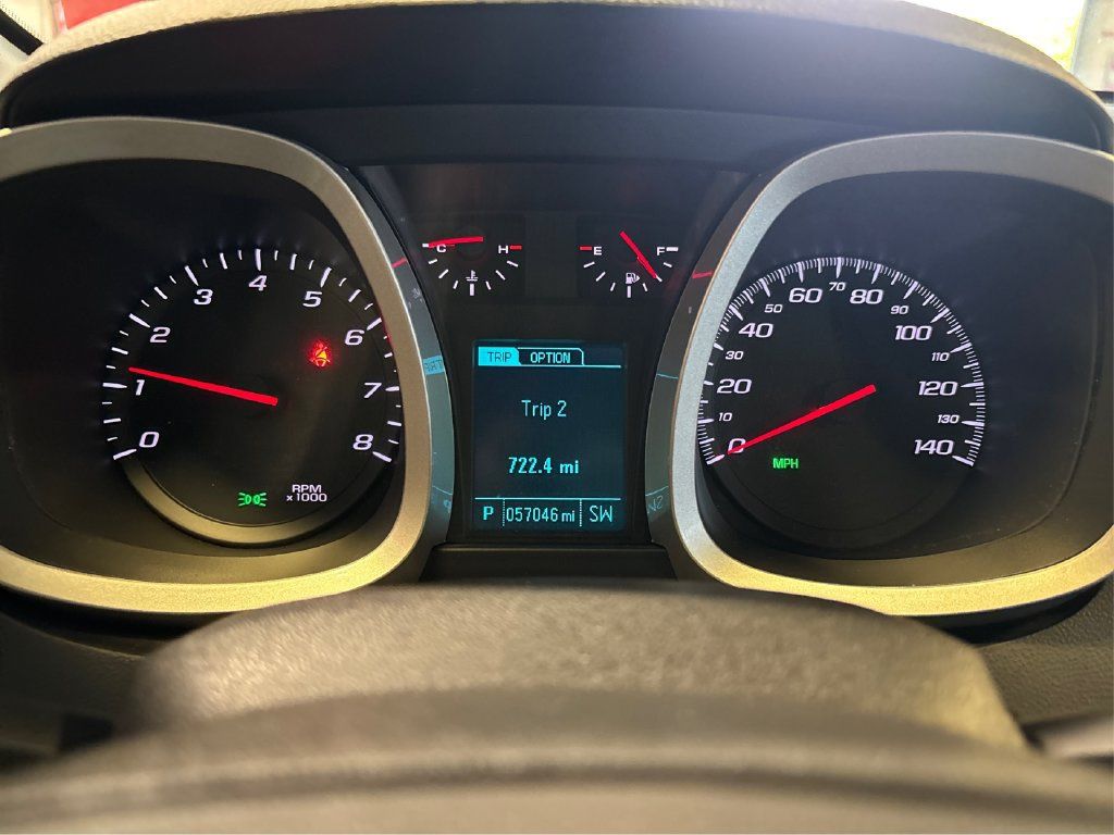 Used 2017 Chevrolet Equinox LT w/ Convenience Package AWD/4WD image 28