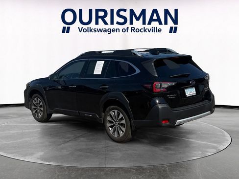 Used 2024 Subaru Outback Touring w/ Popular Package #2 AWD/4WD image 4