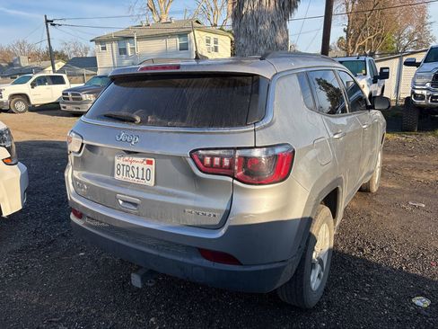 Used 2020 Jeep Compass Sport w/ Cold Weather Group image 4