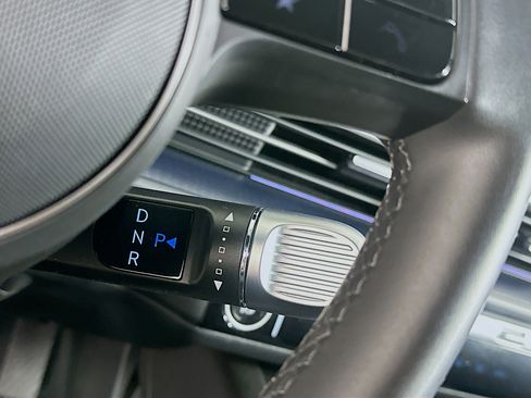 Used 2024 Hyundai Ioniq 6 SEL image 25