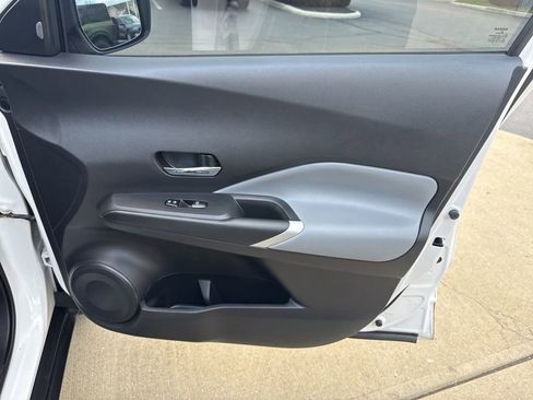 Used 2022 Nissan Kicks SR w/ Premium Package image 45