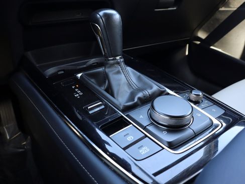 Used 2020 MAZDA CX-30 AWD w/ Preferred Package image 14