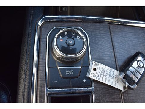 Used 2020 Ford Expedition Limited image 49