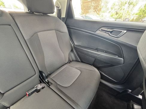 Used 2025 Kia Sportage LX FWD image 35
