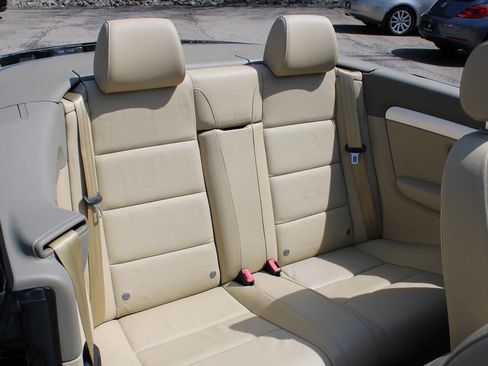 Used 2009 Audi A4 2.0T AWD/4WD image 32