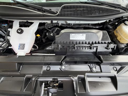 Used 2024 Chevrolet Express 3500 LS image 8