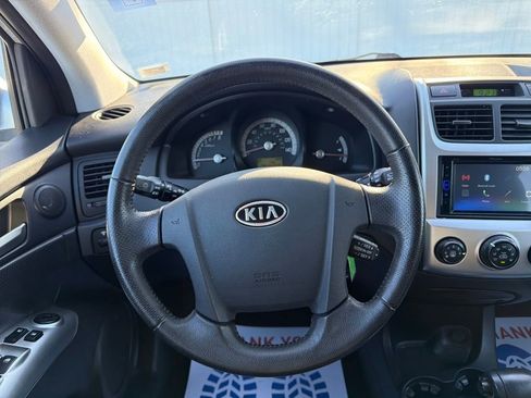 Used 2009 Kia Sportage EX image 16