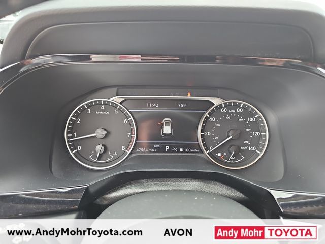 Used 2023 Nissan Pathfinder SL AWD/4WD image 18