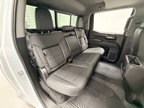 Certified 2024 Chevrolet Silverado 1500 LT Trail Boss w/ Convenience Package II image 31