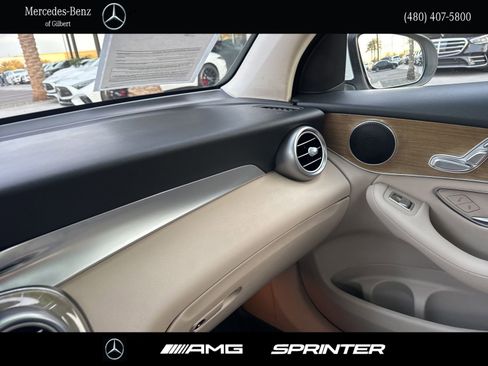 Used 2018 Mercedes-Benz GLC 300 image 23