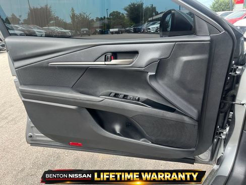 Used 2026 Toyota Camry SE FWD image 12