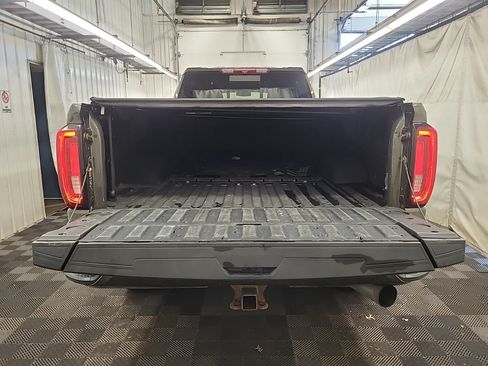 Used 2022 GMC Sierra 2500 AT4 w/ AT4 Preferred Package AWD/4WD image 14