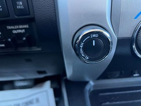 Used 2016 Toyota Tundra Limited image 22