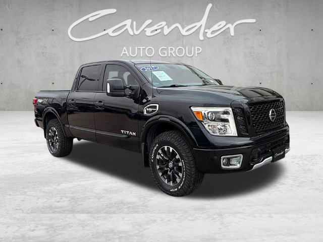 Used 2017 Nissan Titan PRO-4X AWD/4WD image 2