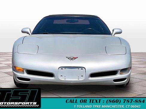 Used 2000 Chevrolet Corvette Convertible RWD image 3