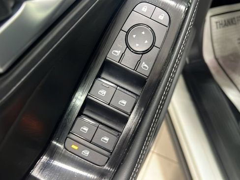 Used 2023 Nissan Rogue SV w/ SV Premium B Package AWD/4WD image 30