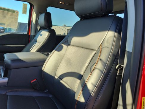 New 2026 Ford F250 Lariat w/ Black Appearance Package image 21