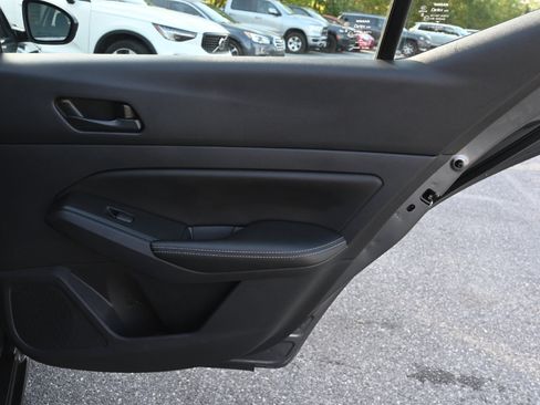 Used 2024 Nissan Altima 2.5 SV image 29