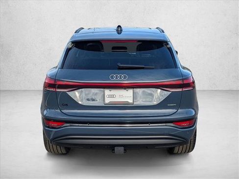 New 2025 Audi Q6 e-tron Premium image 6