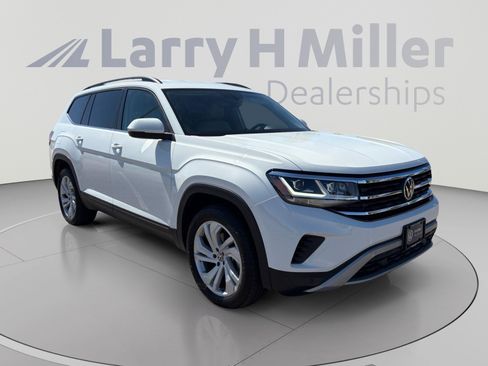 Used 2023 Volkswagen Atlas SE w/ Black Wheel Package AWD/4WD image 8