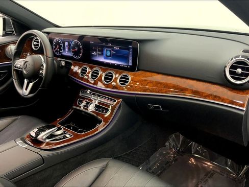 Used 2020 Mercedes-Benz E 350 Sedan image 10