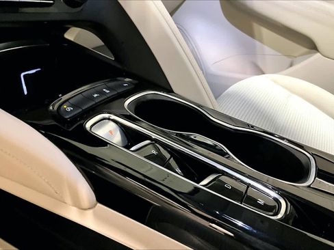 Used 2023 Buick Envision Preferred image 14