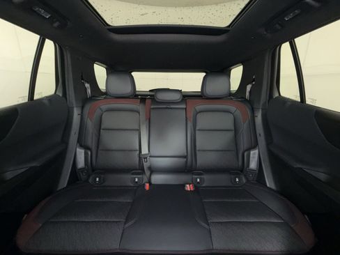 Used 2025 Chevrolet Equinox RS w/ Safety and Technology Package AWD/4WD image 25